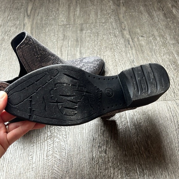 Volatile Booties - Picture 11 of 13